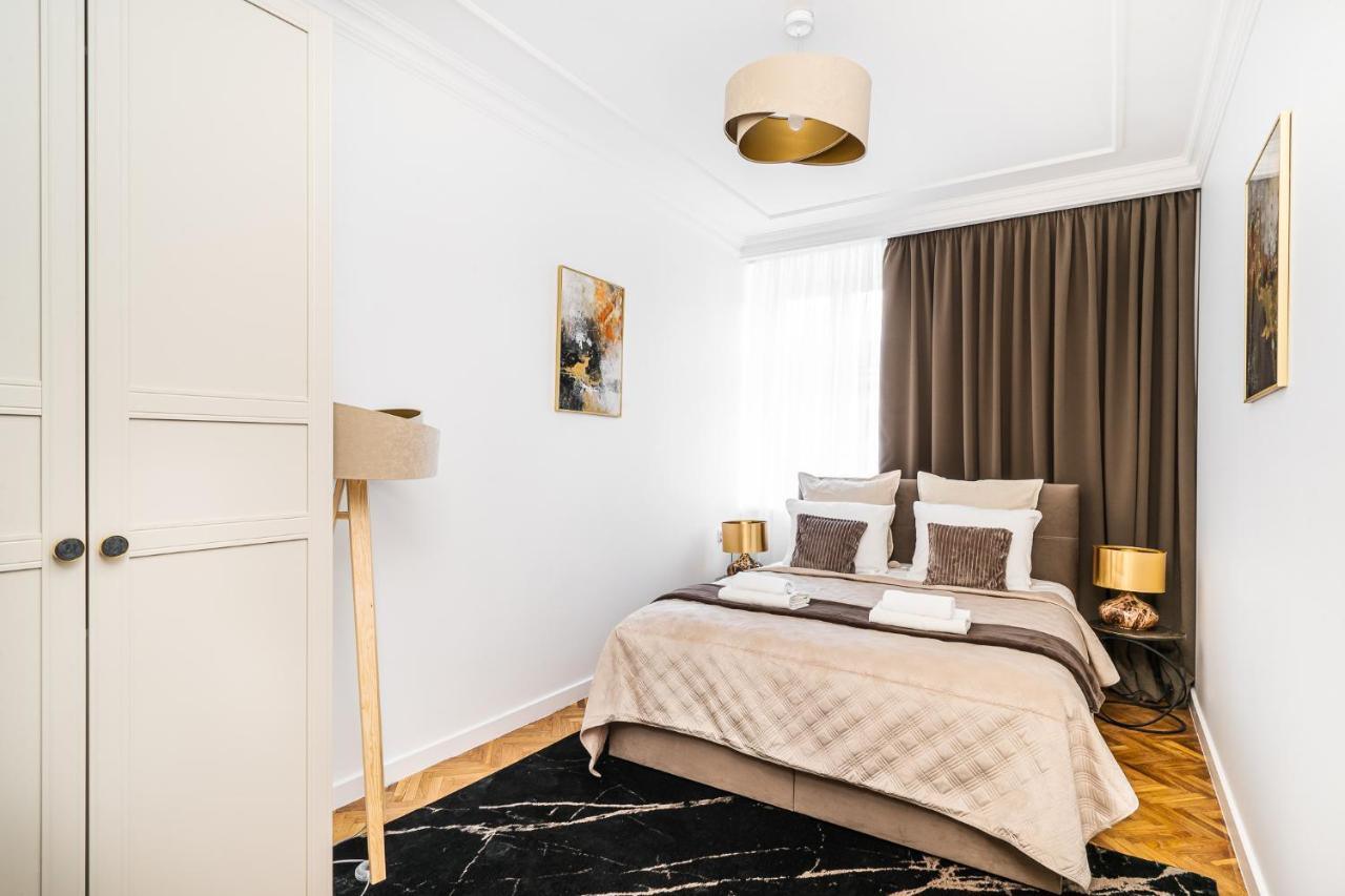 Main Square Apartments - Loftaffair Краков Экстерьер фото